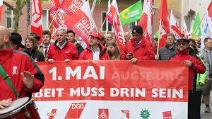 1 Mai Feiertag Heute Fur Den Tag Der Arbeit Bezahlten Viele Menschen Mit Ihrem Leben Augsburger Allgemeine