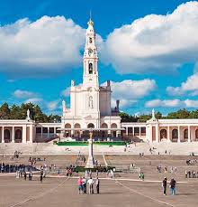 I will not give a history lesson about the story of our lady of fatima. Santuario De Fatima Picture Of Fatima Santarem District Tripadvisor