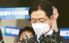 May 12, 2021 · 홍남기 경제부총리 겸 기획재정부 장관이 12일 서울 종로구 정부서울청사에서 열린 비상경제 중앙대책본부 회의에서 발언하고 있다./김현민 기자. H1mxuhc01izigm