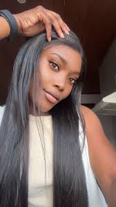 Da Wanny e Sandra Gomes formam a nova dupla do programa "Tá a bater" Após a  saída de João Chaves do programa musical “Tá a bater”, do canal Zap Viva,  um novo