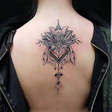 > achetez ici tatouages temporaires. 100 Magnifiques Tatouages Dos Pour Femme Tatouez