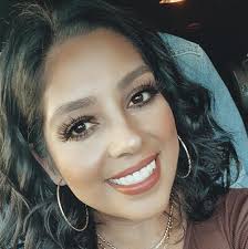 What are tips for planning a Disney World trip for a family of four,  including where to stay, how long to make the trip, and how much to save?