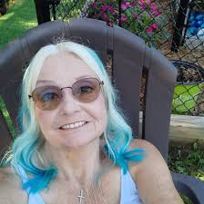 What's missing? the living room feels lifeless 🫠💗