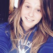 Hannah Rose Mox (@mox_rose)