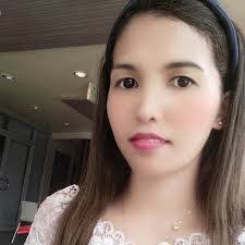 Aileen Gamboa's Instagram, Twitter & Facebook