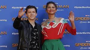 The latest tweets from @zendaya Ael6xbrghvlrhm