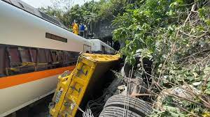 太魯閣出軌釀54死是人禍？ 運安會主委 楊宏智 在記者會作最新說明。 運安會強調，調查過程會由事故相關單位，主要是承包工程公司、台鐵局、鐵道局、交通部、太魯閣製造商等相關單位代表，共同組成調查團隊，應用相關技術調. 9xktewgfltsr3m