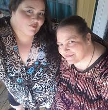 LADIES STAY OUT MY INBOX 3AM IN THE MORNING ASKING QUESTIONS BOUT THE TEA  TREE OIL! HERE IS YOUR INSTRUCTIONS SO PLEASE FOLLOW THEM AND ALSO THE  LINKS ARE BELOW FOR YOU