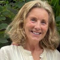 30+ "Victoria Plant" profiles