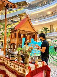 1 utama or one utama is a shopping mall in bandar utama, selangor, malaysia, with an area of 5,590,000 square feet (519,000 m2) and containing 713 stores. Bleayfesgcnvkm