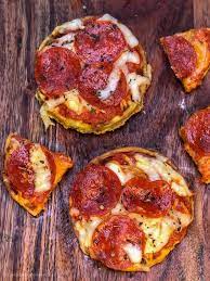 Super easy low carb & keto pizza chaffles recipe. Keto Pizza Chaffle Recipe Takes Only Minutes To Make Low Carb Inspirations
