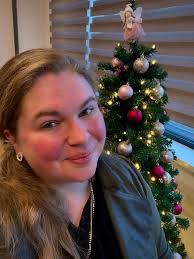 Well, what can I say? Today is the first day in months I've not had to do  anything or be anywhere, so as the year closes I've been reflecting of what  an