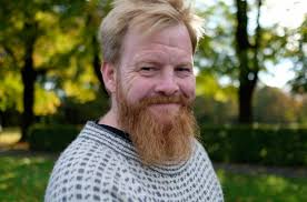 Curt Petersen er død