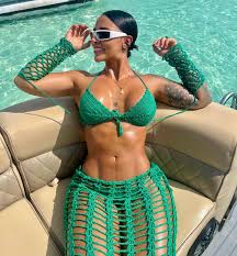 Jennifer Sanchez - Free nude pics, galleries & more at Babepedia