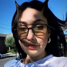 Carla Bennett (@carlalbennett) • Threads, Say more