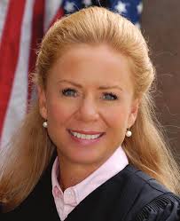 2015-2016 Wisconsin Blue Book: Chapter 1