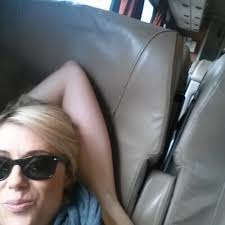 Michelle Huth (@MhuthHuth)