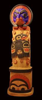 Wee Git Releasing The Light Totem Pole By Lyle Wilson Haisla Carved Red Cedar Inuit Gallery Of Vancouver Totem Pole Pacific Northwest Art Inuit Art
