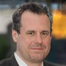 Christian Senne's Instagram, Twitter & Facebook