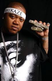 Comparison of Like You and Dilemma in R&B Music