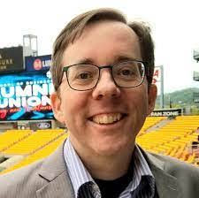 Eileen Deveau's Instagram, Twitter & Facebook