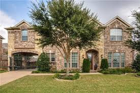 1525 Wagonwheel Trail Keller Tx With Images Dallas Real Estate House Styles Real Estate