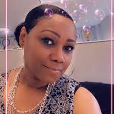 Carletta Brown's Instagram, Twitter & Facebook