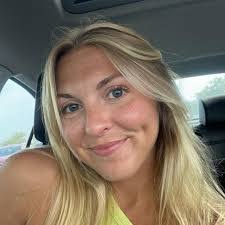 Kelsey Bowen's Instagram, Twitter & Facebook