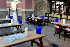 Crab corner south west has convenient access from mountains edge and southern highlands just down rainbow, and from summerlin just off the 215. Crab Corner Las Vegas Menus And Pictures
