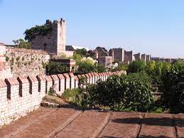 The towers were so placed on the middle wall so as not to block the firing possibilities from the. Walls Of Constantinople