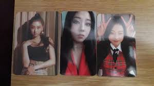 Maybe you would like to learn more about one of these? My First Broadcast Card Center Clc S Seungyeon It S As Tall As The No 1 Card But As Thin As The Black Dress Card Is This Normal Kpopcollections