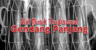 Gambar alat musik tradisional pertama berasal dari naggroe aceh darussalam. Fungsi Alat Musik Gendang Panjang Fungsi Alat