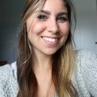 70+ profilů „Nora“