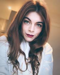 Red Lippy and ma Christmas Jumper 😉💋🎄