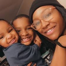 Iesha Price's Instagram, Twitter & Facebook