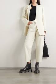 Szennyezett Meggyozes Vasarlas Dr Martens With Suit Janedavismusicstudio Com