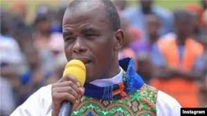 Reno on thursday in a twitter post faulted the catholic priest for calling on president buhari to resign or be impeached after calling him (buhari) a saviour in 2015. Rfmylyu Tnrrhm