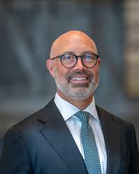 Christopher Yeomans's Instagram, Twitter & Facebook