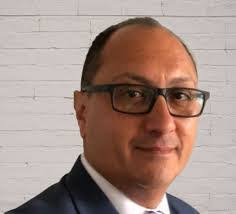 Ken Tait's Instagram, Twitter & Facebook