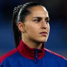 Larissa Ruiz M. (@lruizm)