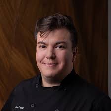 Chef Alejandro Cabral ⋆ Biografía ⋆ Larousse Cocina