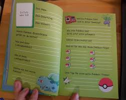 Le livre numérique (en anglais : Tweets With Replies By Freundebuch Org Freundebuchorg Twitter