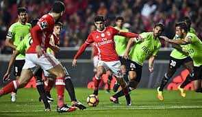 Current estimates have the player valued at between 35 and. Goncalo Guedes Fur 30 Millionen Euro Zu Paris Saint Germain