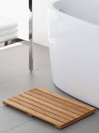 Le Tapis Bambou Spa Scandinave 14x21 Pouces Accessoires De Salle De Bains Simons Bathroom Accessories Bamboo Rug Bathroom Rugs