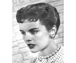 This style is great for short hair. How To Use Hair Straightener Cream Vintage Hairstyles Vintage Short Hair 1950s Hairstyles