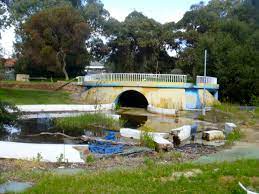 Many of the displays, signs, pictures, and games are still there, dilapidated and haunting. The Abandoned Ascot Water Park Perth