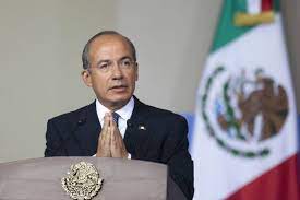 A competitive felipe calderón is chair of the global commission on the economy and climate, as well as current honorary chairman of the green growth action alliance. Felipe Calderon Touts Mexico S Gains In Economy Security In His Last State Of The Nation Address