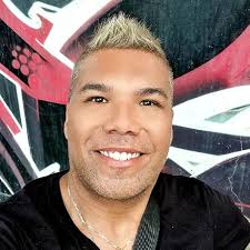 Juvale Velvet Jewelry Pouch Drawstring Bags for Gifts (2.7 x 3.5 In, Red,  50 Pack) : Buy Online at Best Price in KSA