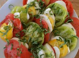 Show Off Summer Heirloom Tomatoes In This Classic Caprese Salad Recipe Caprese Salad Tomato Recipes Caprese