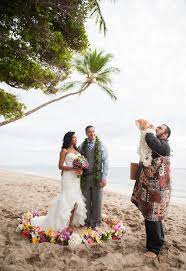 Tips On Eloping In Hawaii Maui Weddings Hawaii Wedding Hawaii Elopement
